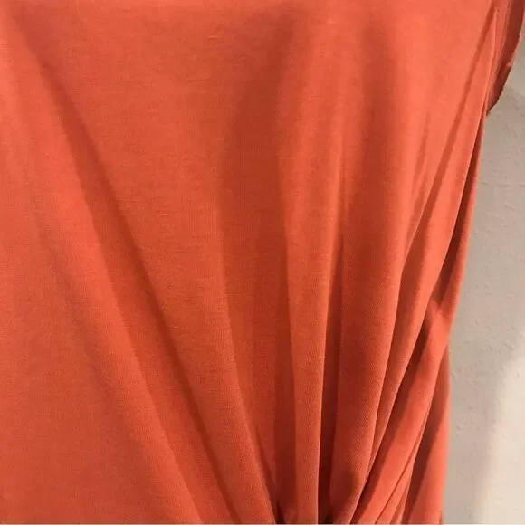 Rust color sleeveless top - Picture 3 of 10